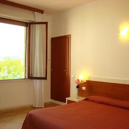 B&B Soggiorno Ponte Rosso Φλωρεντία Δωμάτιο φωτογραφία